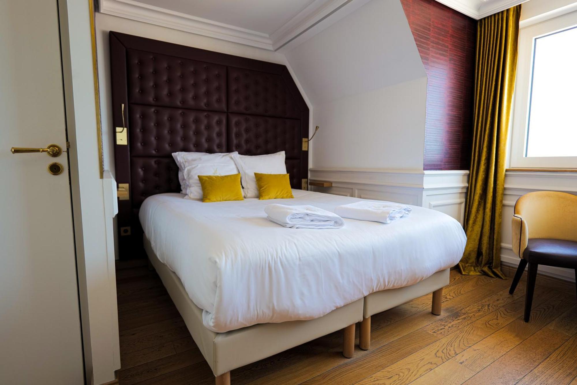 Hotel Merveilleux Cote Mer Dunkirk Екстер'єр фото