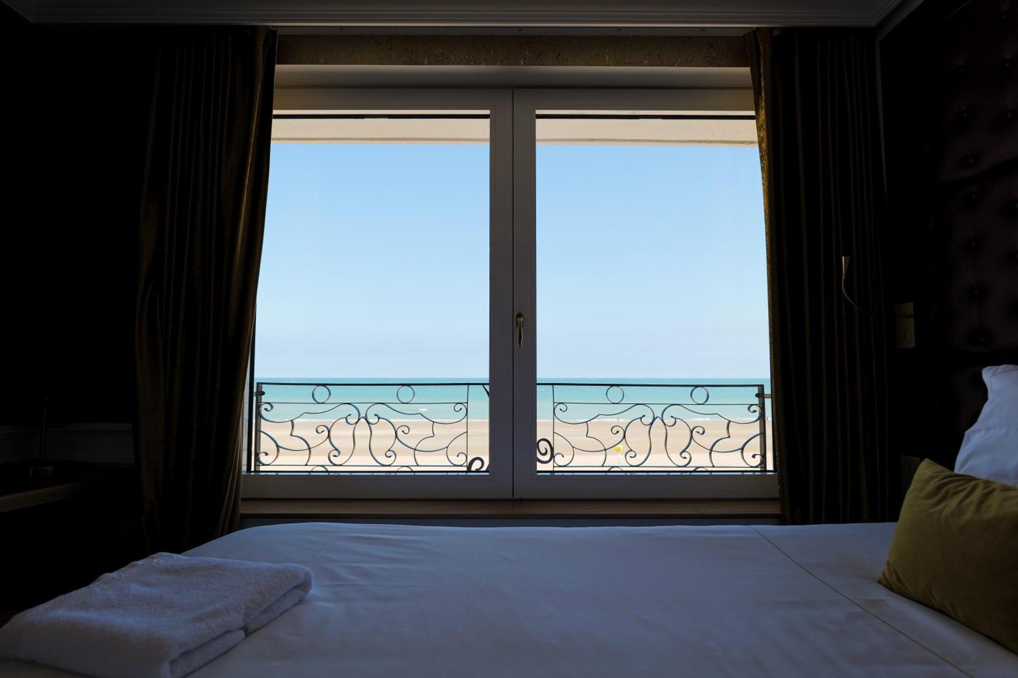 Hotel Merveilleux Cote Mer Dunkirk Екстер'єр фото