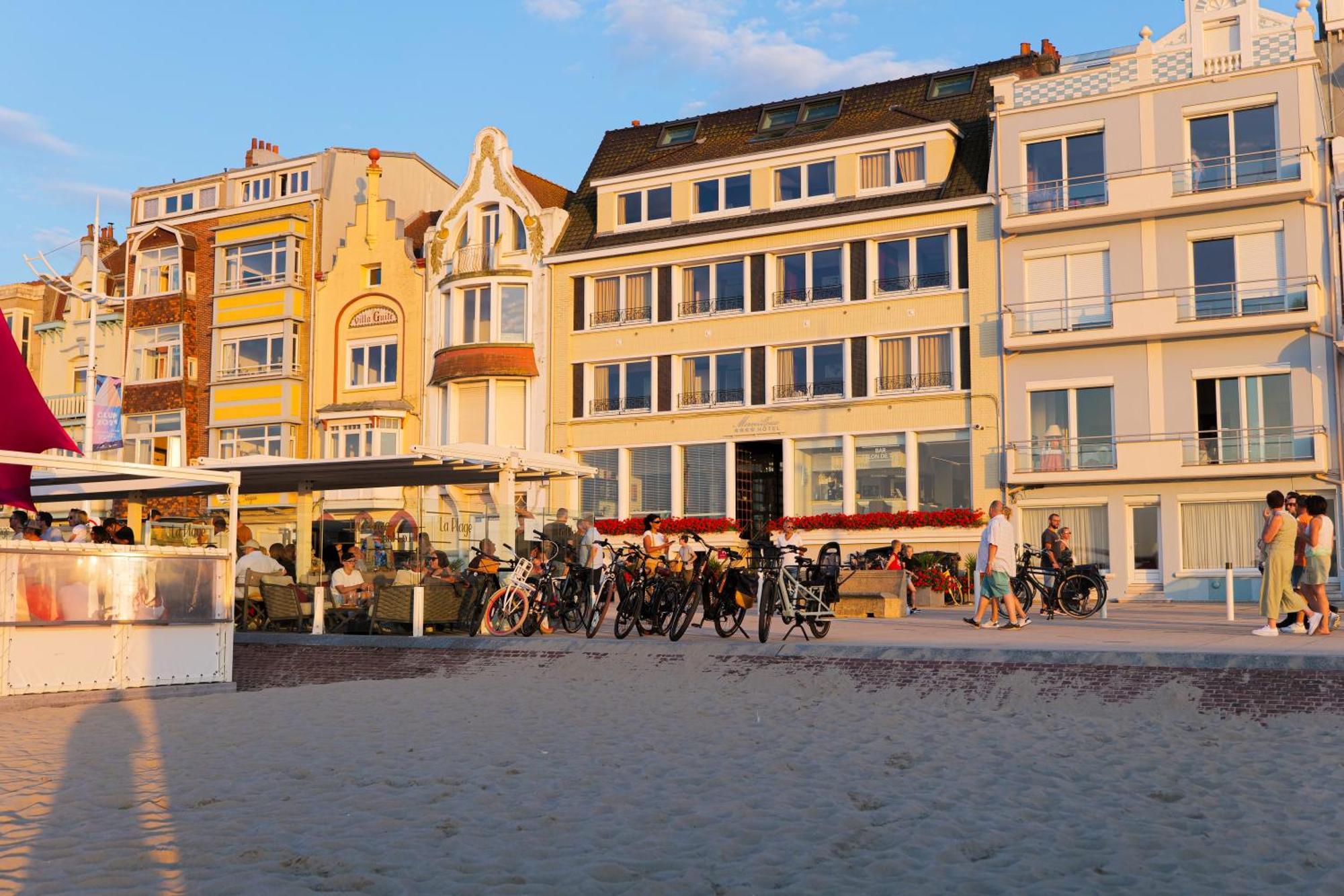 Hotel Merveilleux Cote Mer Dunkirk Екстер'єр фото