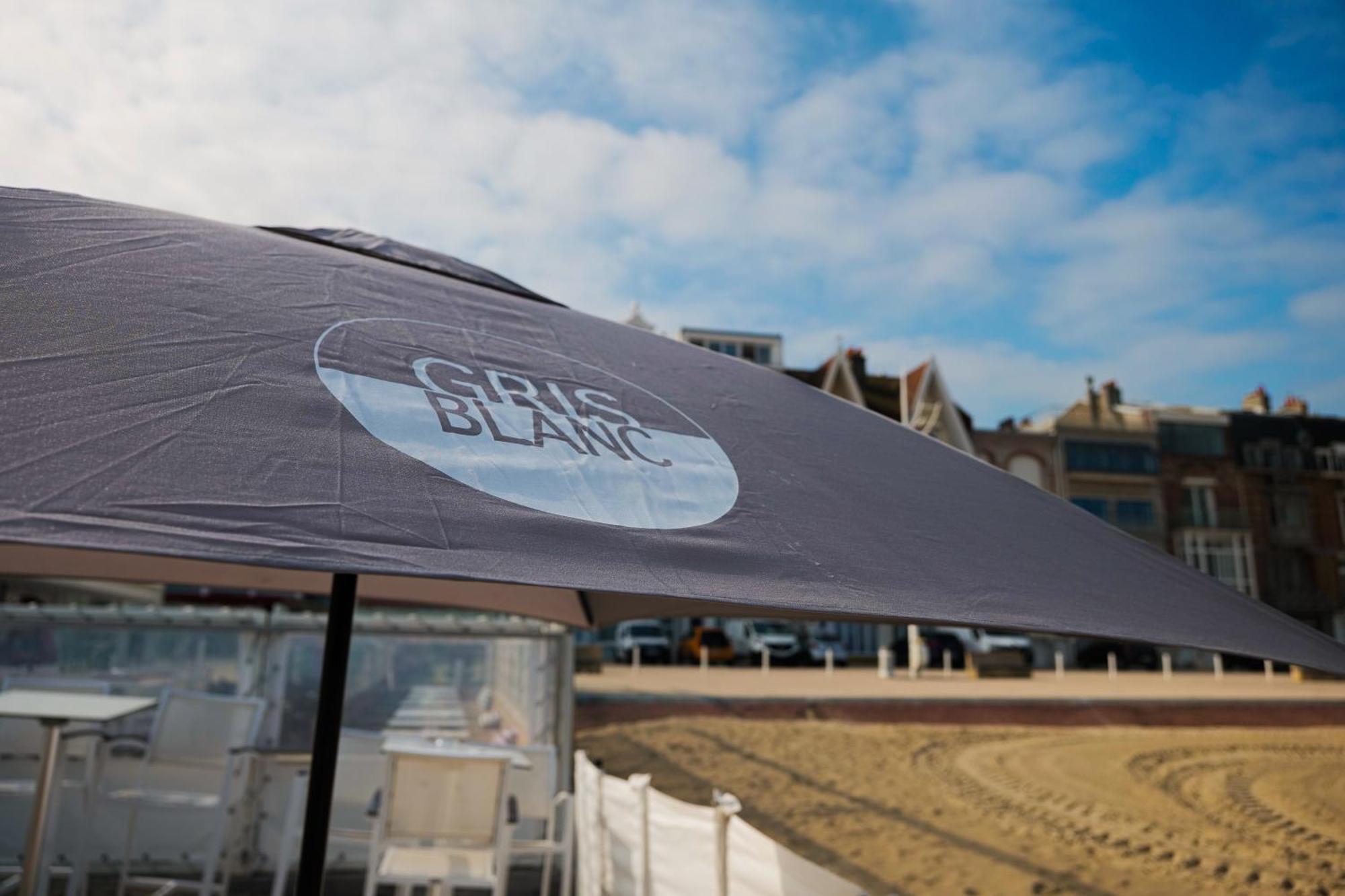 Hotel Merveilleux Cote Mer Dunkirk Екстер'єр фото